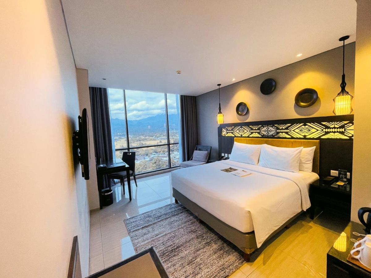 Lombok Astoria Hotel Mataram Zewnętrze zdjęcie