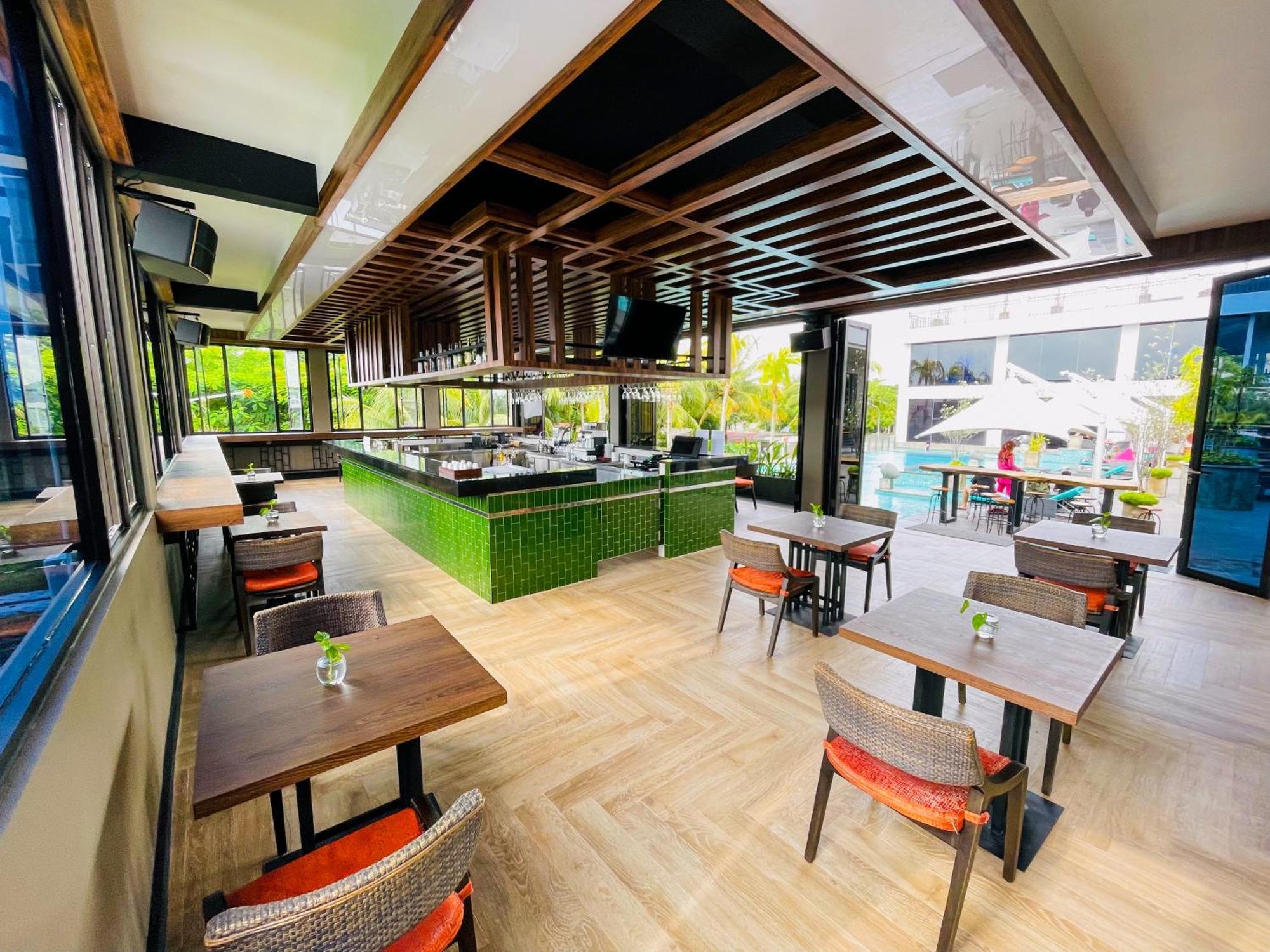 Lombok Astoria Hotel Mataram Zewnętrze zdjęcie