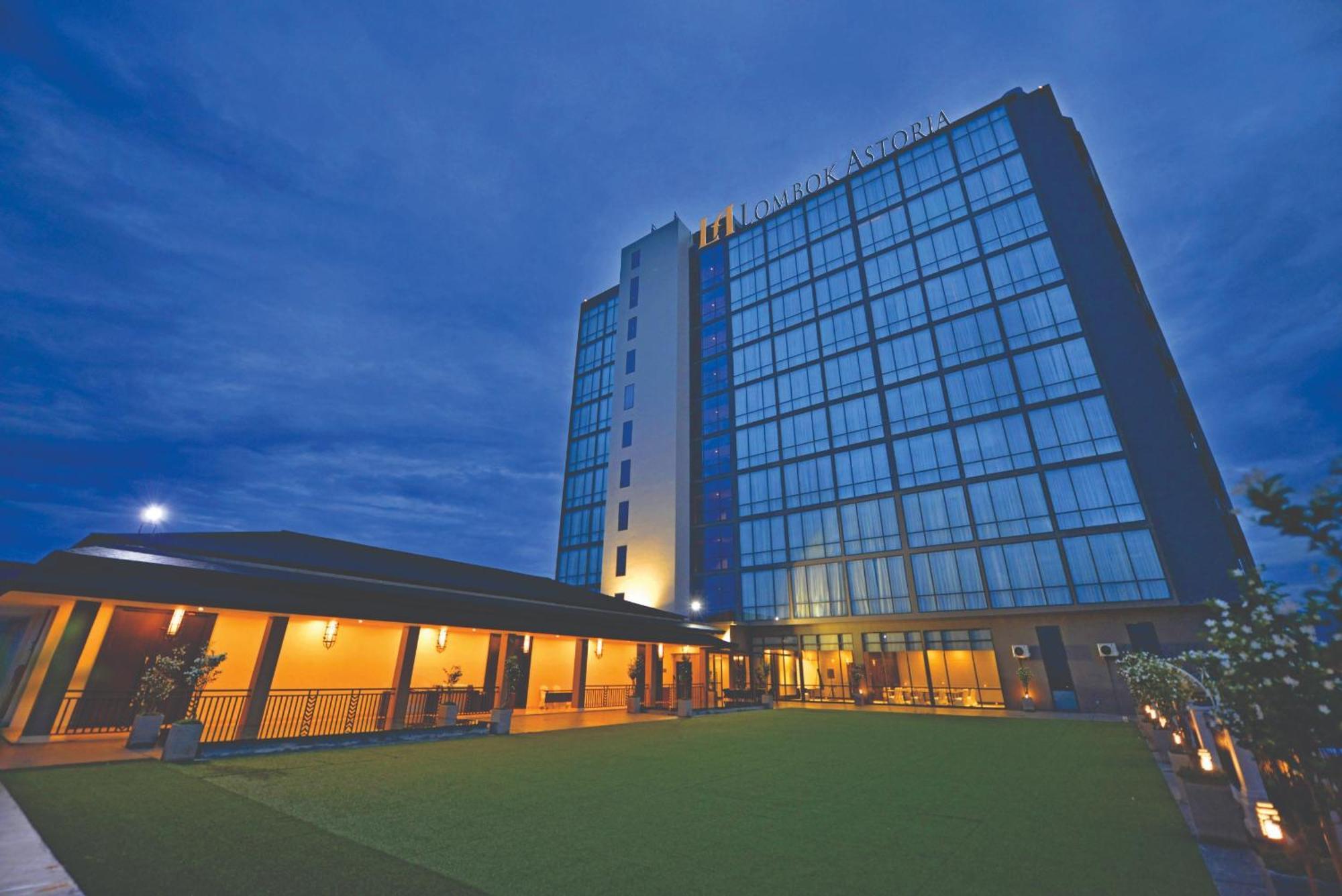 Lombok Astoria Hotel Mataram Zewnętrze zdjęcie