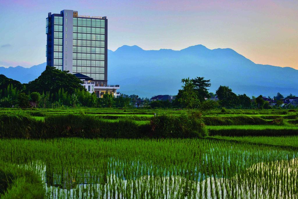 Lombok Astoria Hotel Mataram Zewnętrze zdjęcie