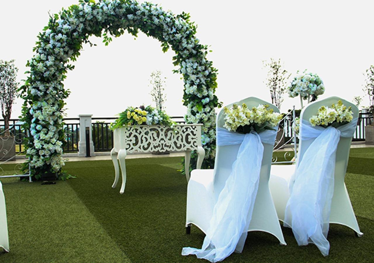 Lombok Astoria Hotel Mataram Zewnętrze zdjęcie